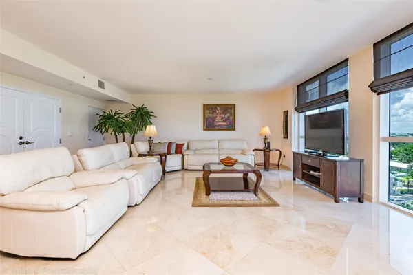 $10,500 | 801 Briny Avenue, Unit 704, Pompano Beach, FL 33062