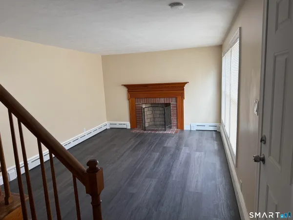 $3,000 | 29 Bouley Avenue, Waterbury, CT 06705