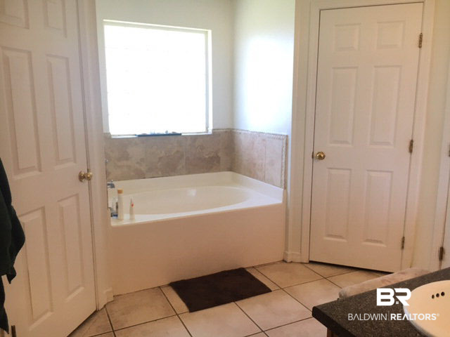 17824 East View Loop Foley, AL 36535 - Photo 8 of 16
