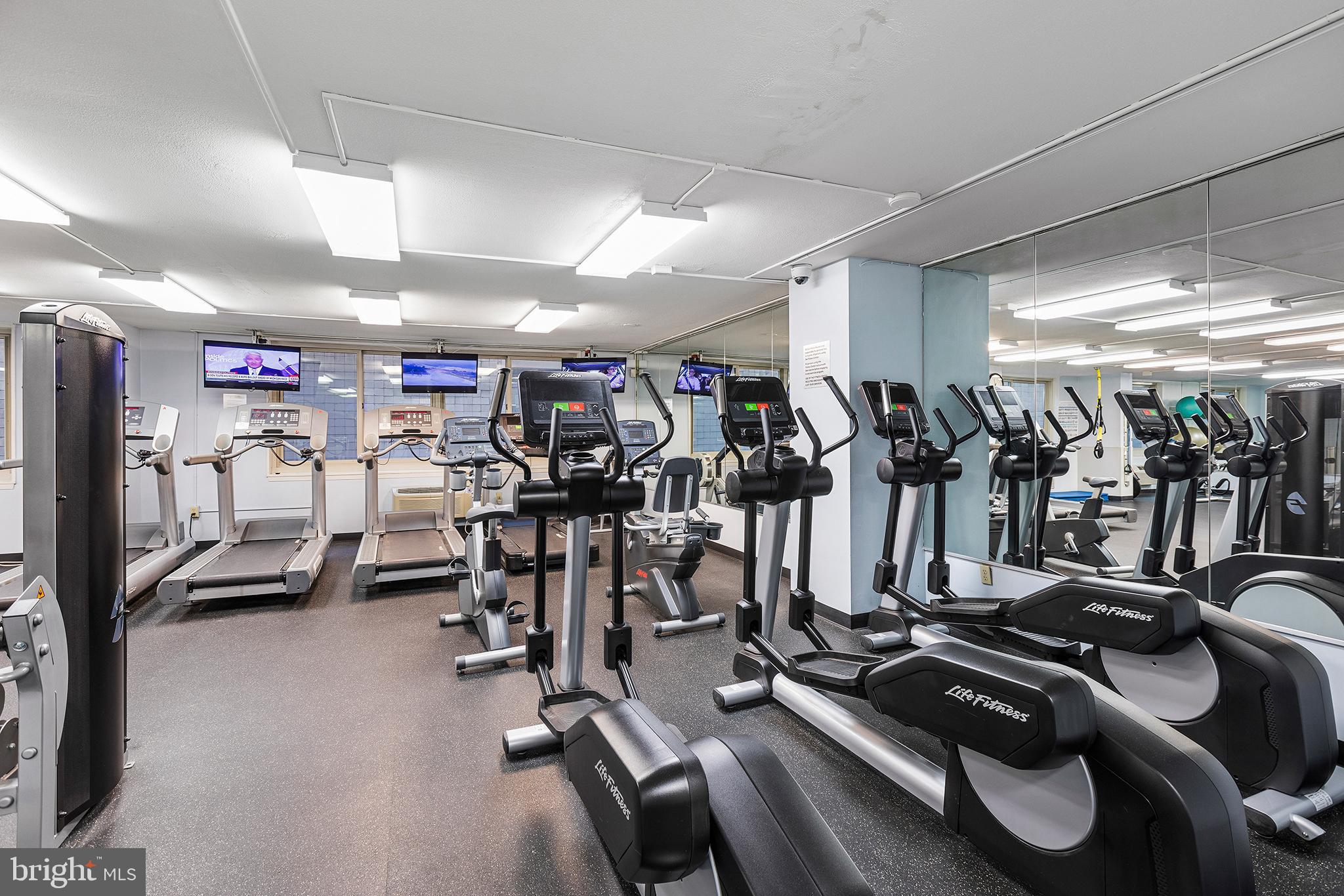 1919 Chestnut Street, Unit 202324 Philadelphia, PA 19103 - Photo 34 of 38 a view of a room with gym equipment