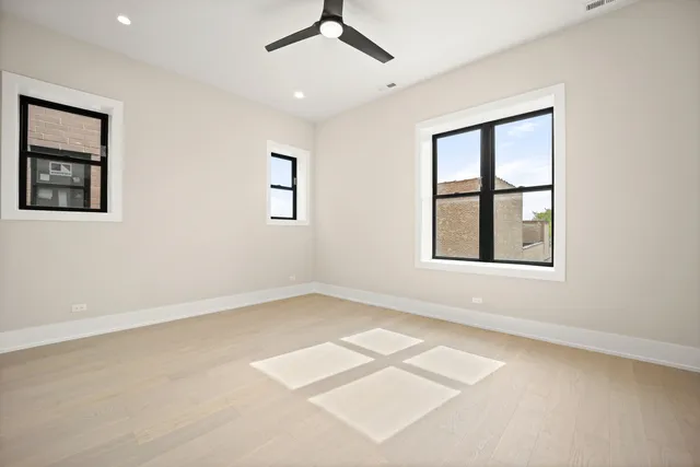 $649,000 | 4353 North Richmond Street, Unit 2N, Chicago, IL 60618