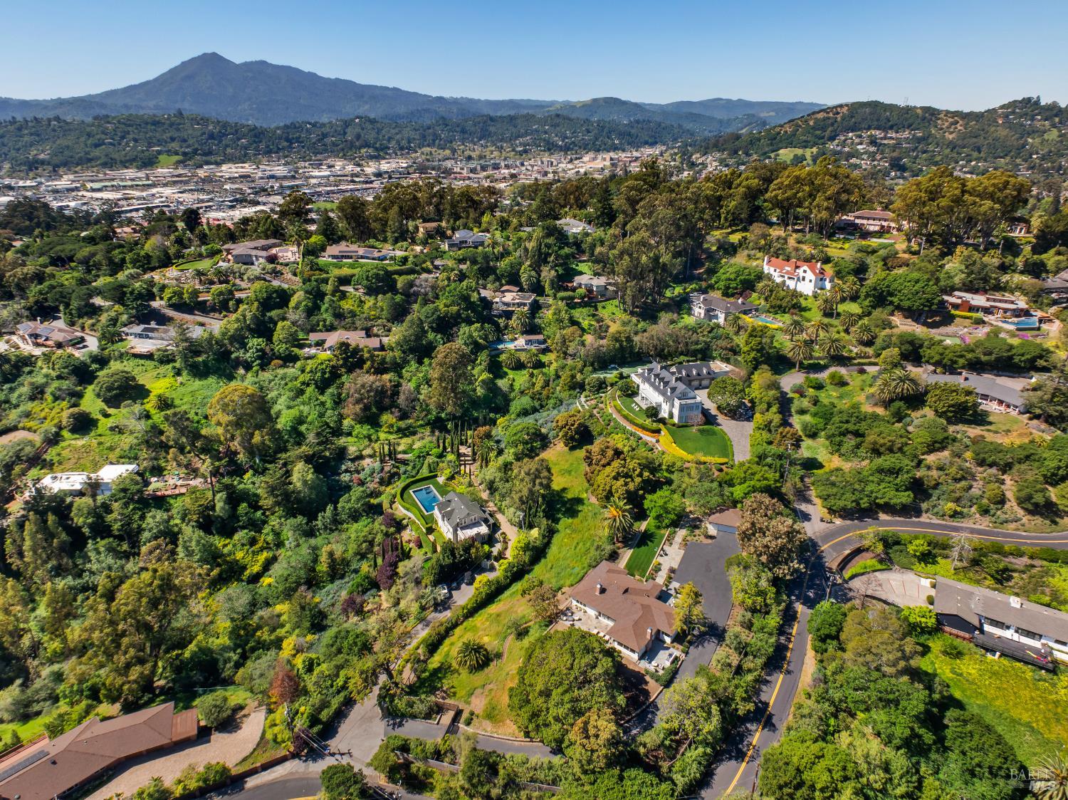 313 Summit Avenue San Rafael, CA 94901 - Photo 26 of 28