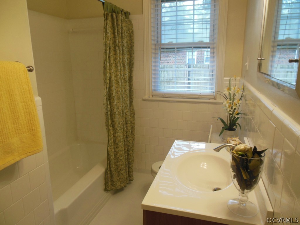 3732 Foxglove Road North Chesterfield, VA 23235 - Photo 16 of 24 Gallery Image 16
