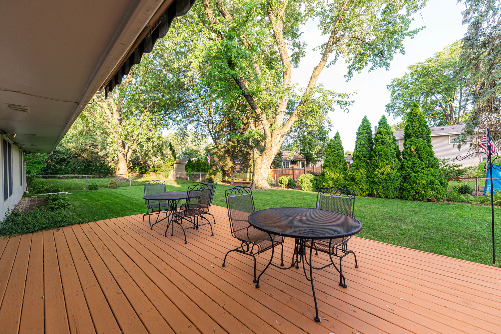 21W581 Buckingham Road Glen Ellyn, IL 60137 - Photo 10 of 18 Gallery Image 10