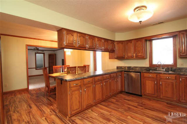 7919 Wind Ridge Lane Fort Wayne, IN 46815 - Photo 9 of 24 Gallery Image 9