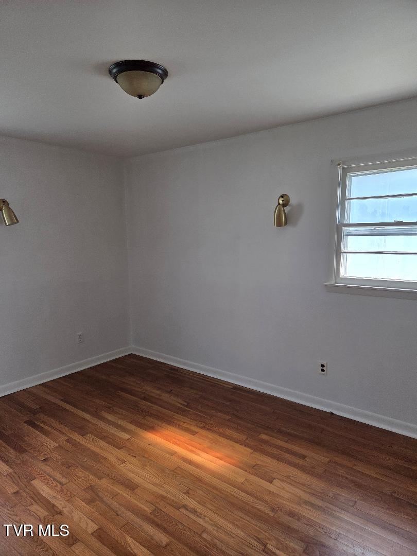 122 Dennis Cove Road Hampton, TN 37658 - Photo 12 of 17 Bedroom 2