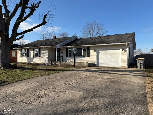 $199,900 | 1108 Gaiser Drive, Seymour, IN 47274