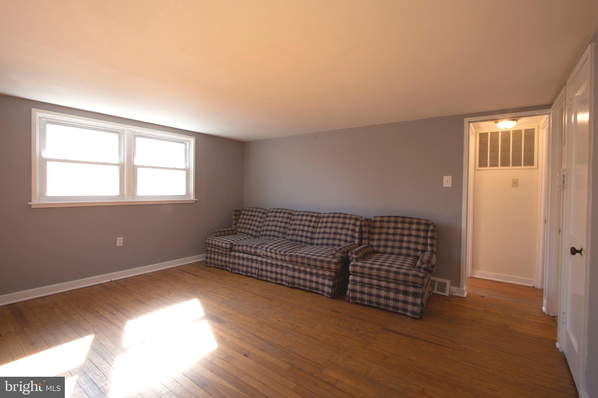 66 East Swamp Road Doylestown, PA 18901 - Photo 5 of 26 Gallery Image 5