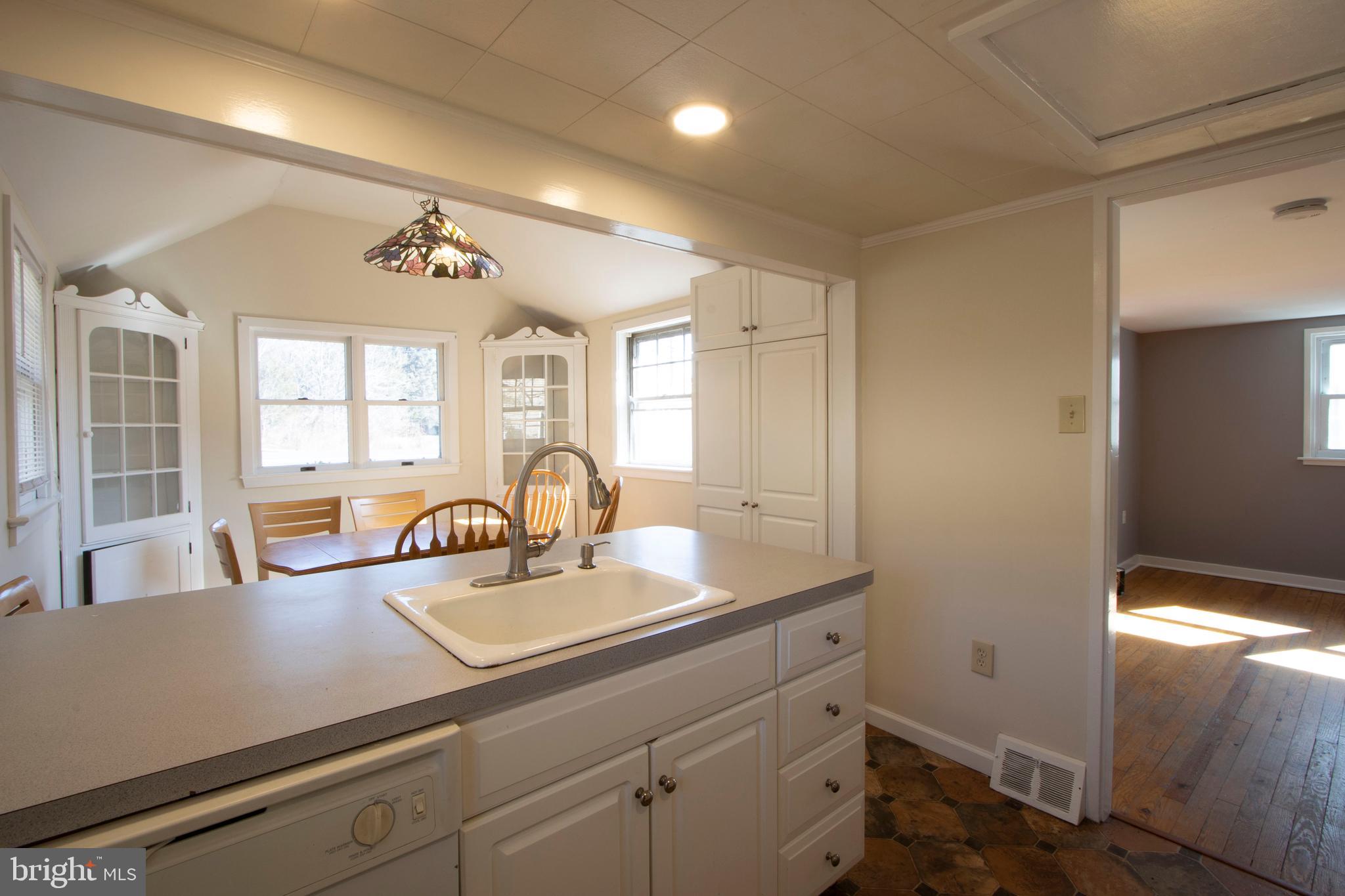 66 East Swamp Road Doylestown, PA 18901 - Photo 9 of 26 Gallery Image 9