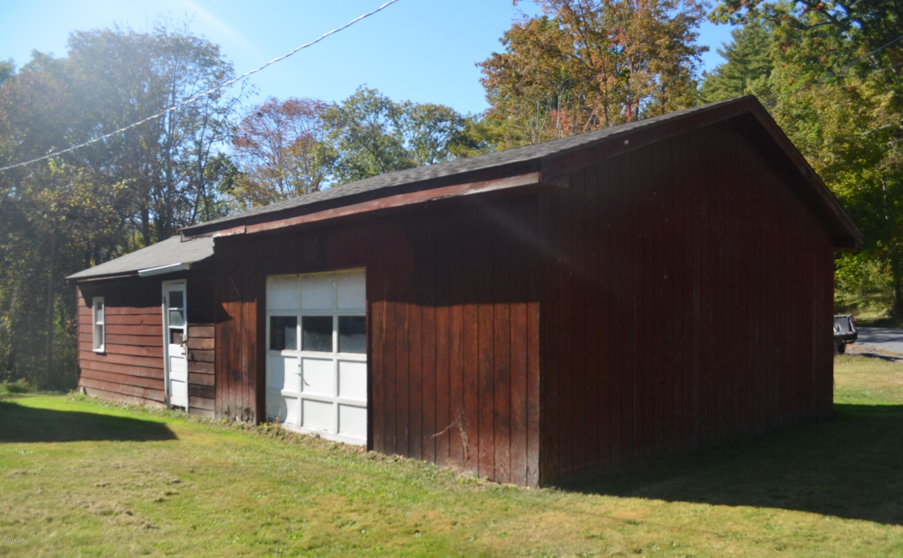 980 Towpath Road Hawley, PA 18428 - Photo 23 of 26 Gallery Image 23