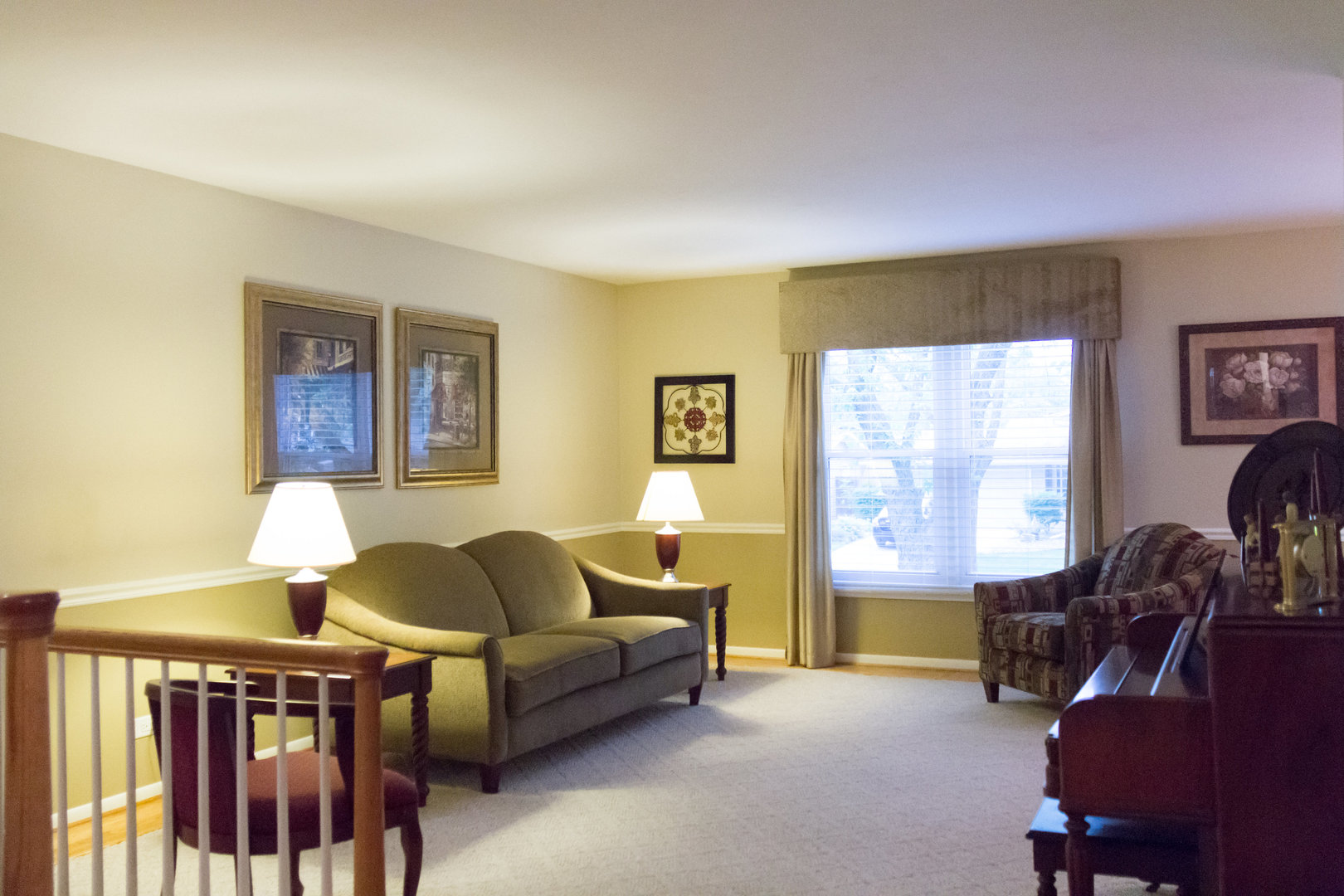 15254 Arroyo Drive Oak Forest, IL 60452 - Photo 2 of 39 a living room with furniture and a window