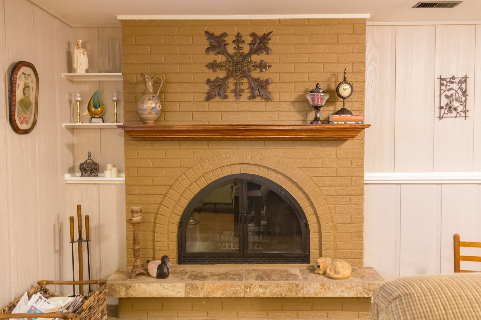 15254 Arroyo Drive Oak Forest, IL 60452 - Photo 30 of 39 a living room with a fireplace and a rug