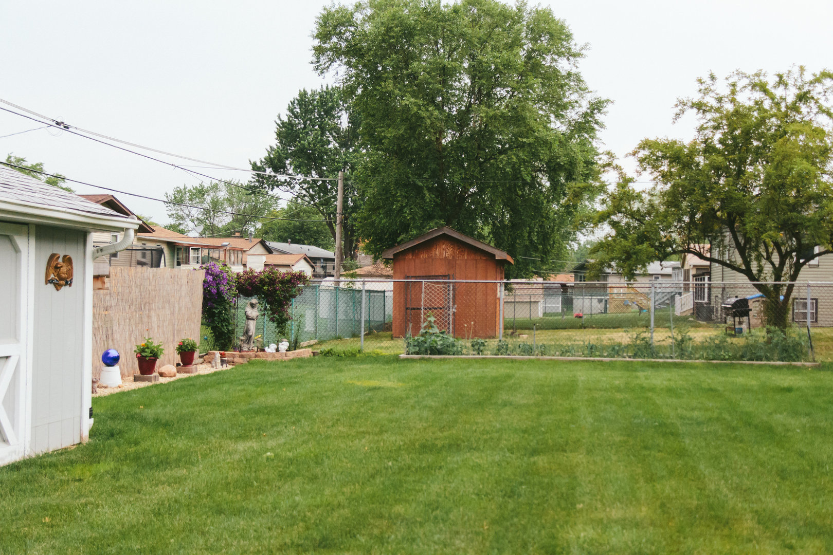 15254 Arroyo Drive Oak Forest, IL 60452 - Photo 39 of 39 a view of a back yard of the house