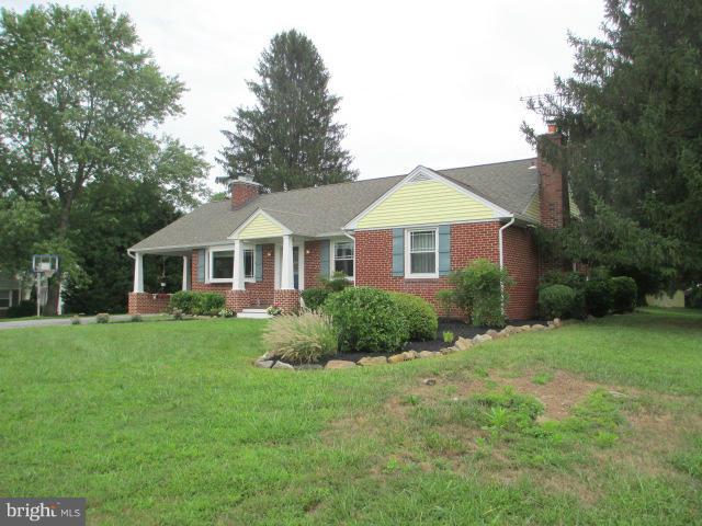 9505 Buckhorn Road Baltimore, MD 21234 - Photo 2 of 30 Landscaped Front Yard