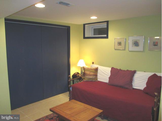 9505 Buckhorn Road Baltimore, MD 21234 - Photo 22 of 30 Bedroom #4 with Full Bathroom