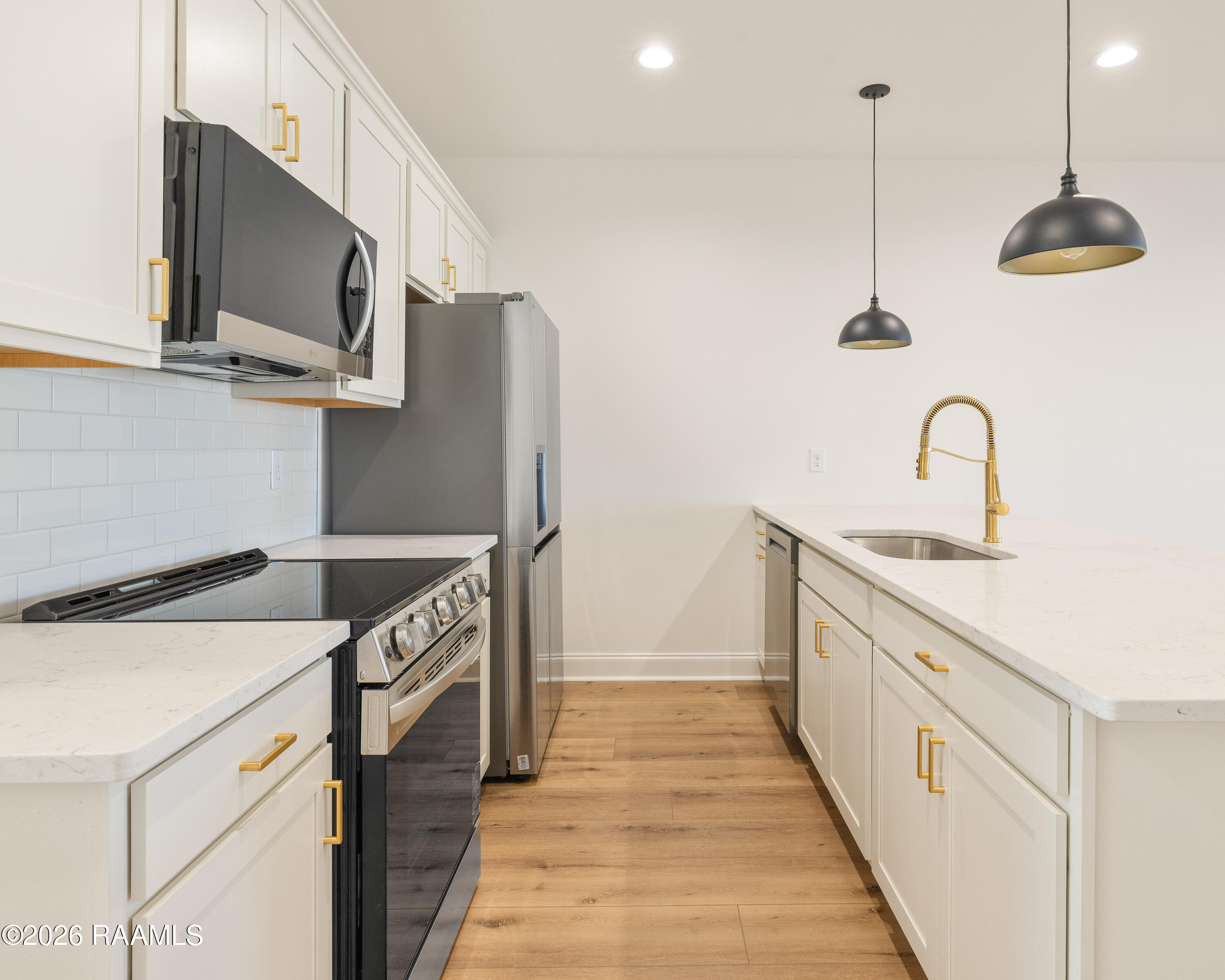 124 Frontier Scott, LA 70583 - Photo 2 of 21 Kitchen