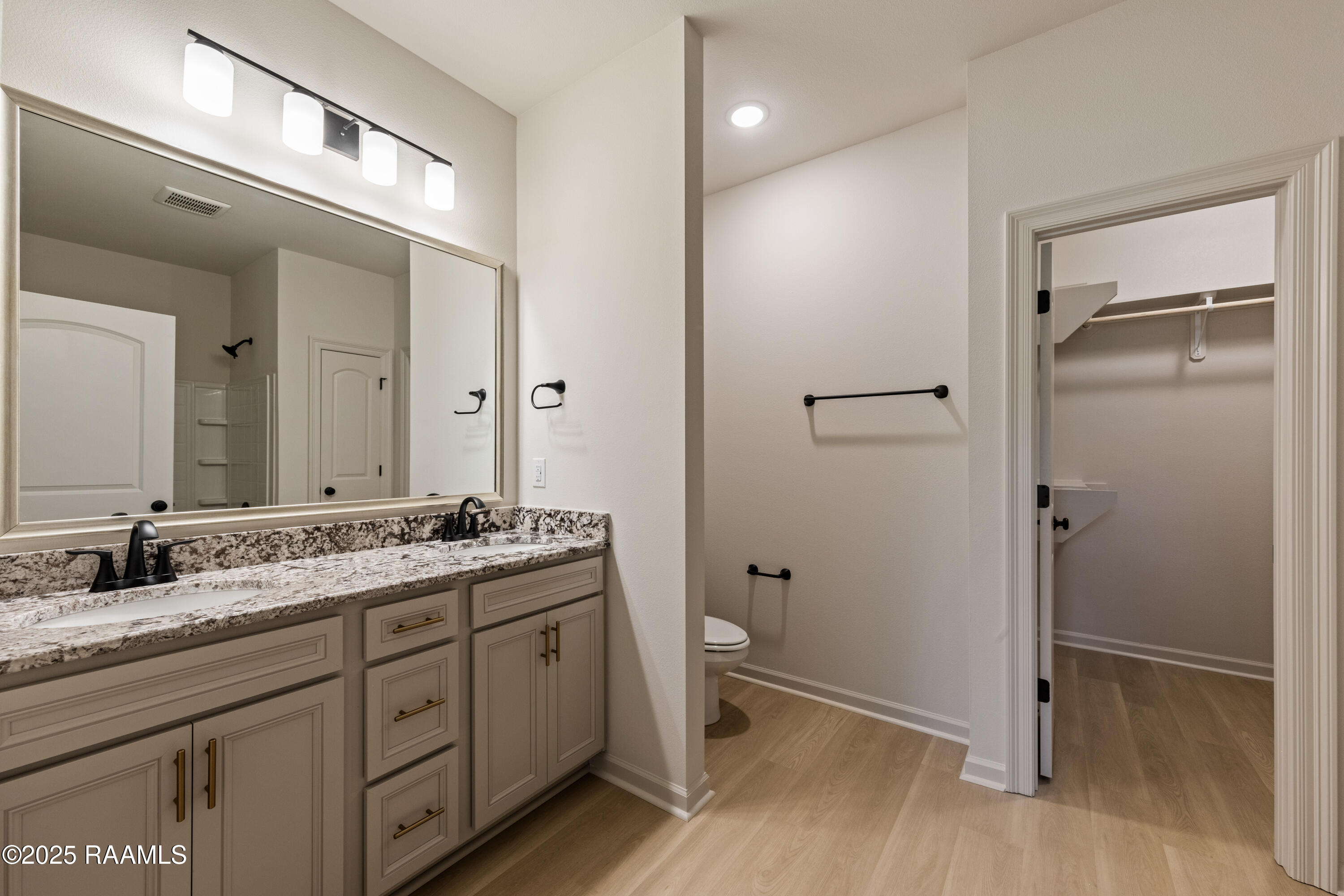 124 Frontier Scott, LA 70583 - Photo 4 of 17 102FosterGrove-35