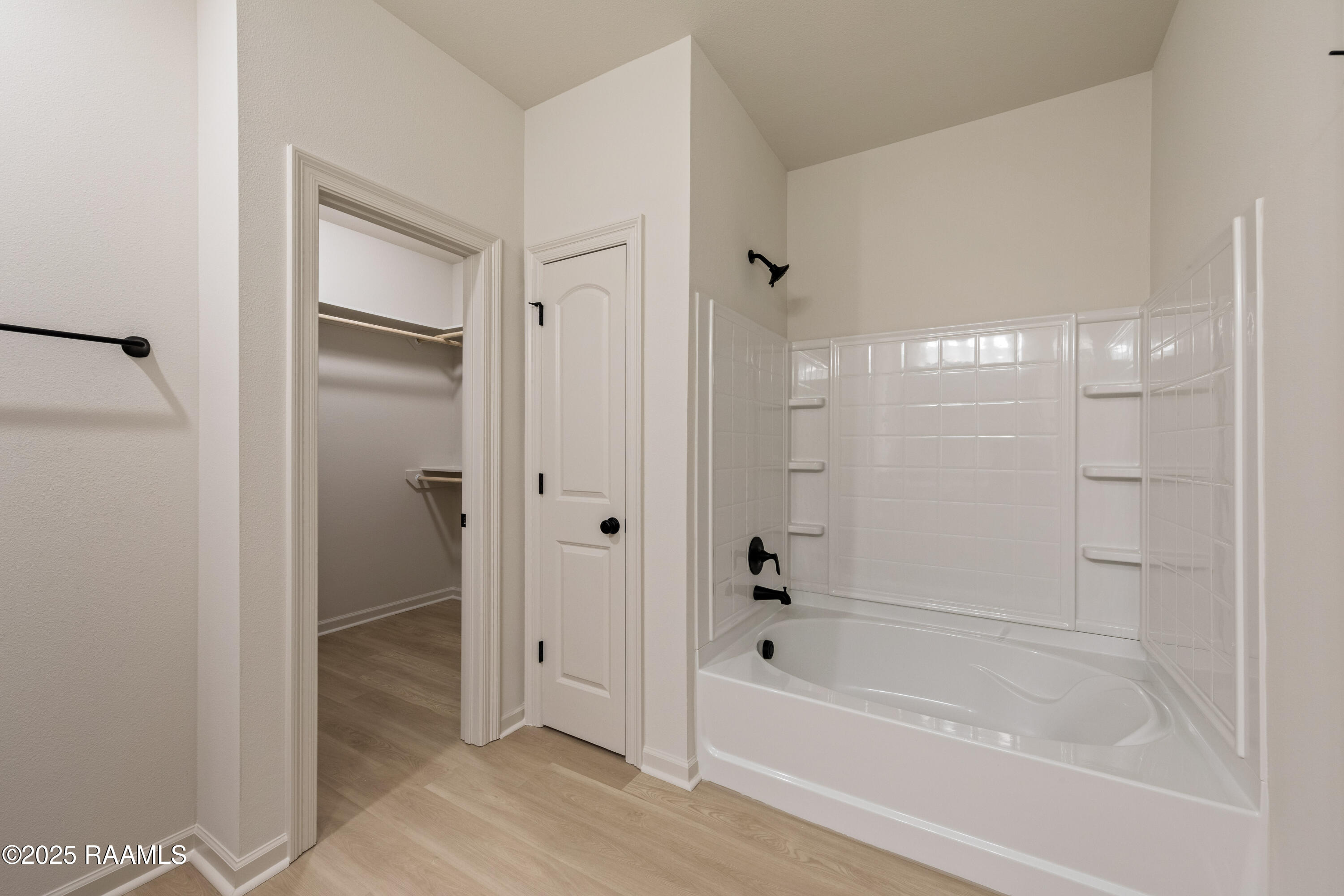 124 Frontier Scott, LA 70583 - Photo 6 of 17 102FosterGrove-40