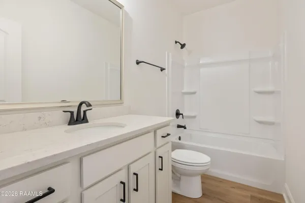 $236,715 | 124 Frontier, Scott, LA 70583