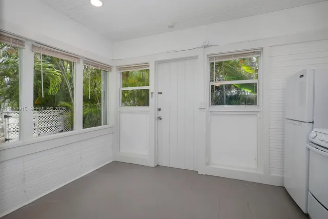 $1,400,000 | 3660 Poinciana Avenue, Coconut Grove, FL 33133