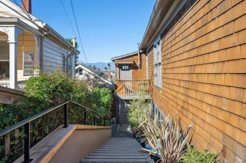 $2,695,000 | 16 Glen Drive, Sausalito, CA 94965