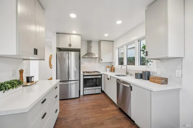 $2,795,000 | 16 Glen Drive, Sausalito, CA 94965