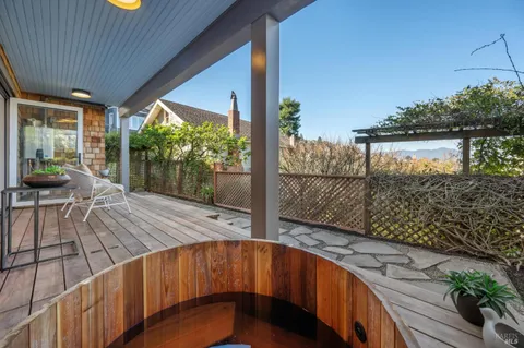 $2,695,000 | 16 Glen Drive, Sausalito, CA 94965