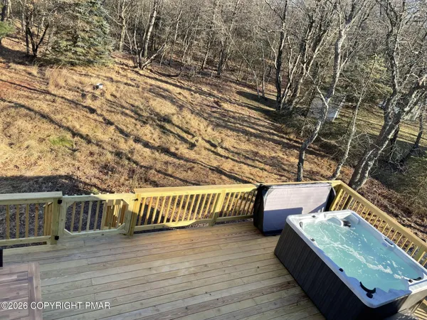 $375,000 | 62 Whitman Lane, Albrightsville, PA 18210