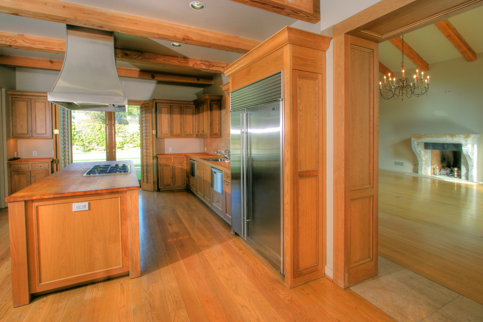 1990 Lemon Ranch Road Montecito, CA 93108 - Photo 14 of 36 Kitchen & Living Room
