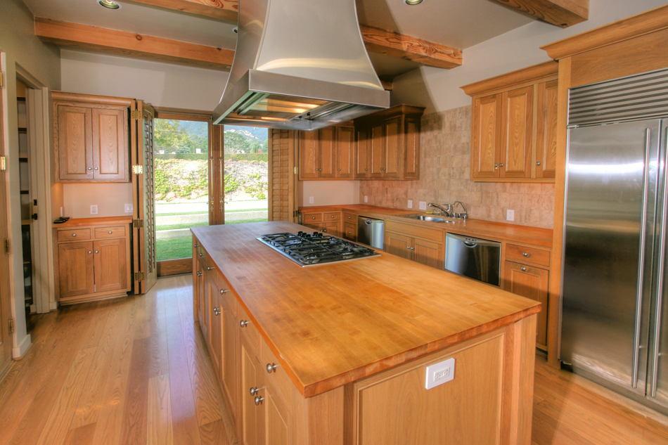 1990 Lemon Ranch Road Montecito, CA 93108 - Photo 15 of 36 Kitchen