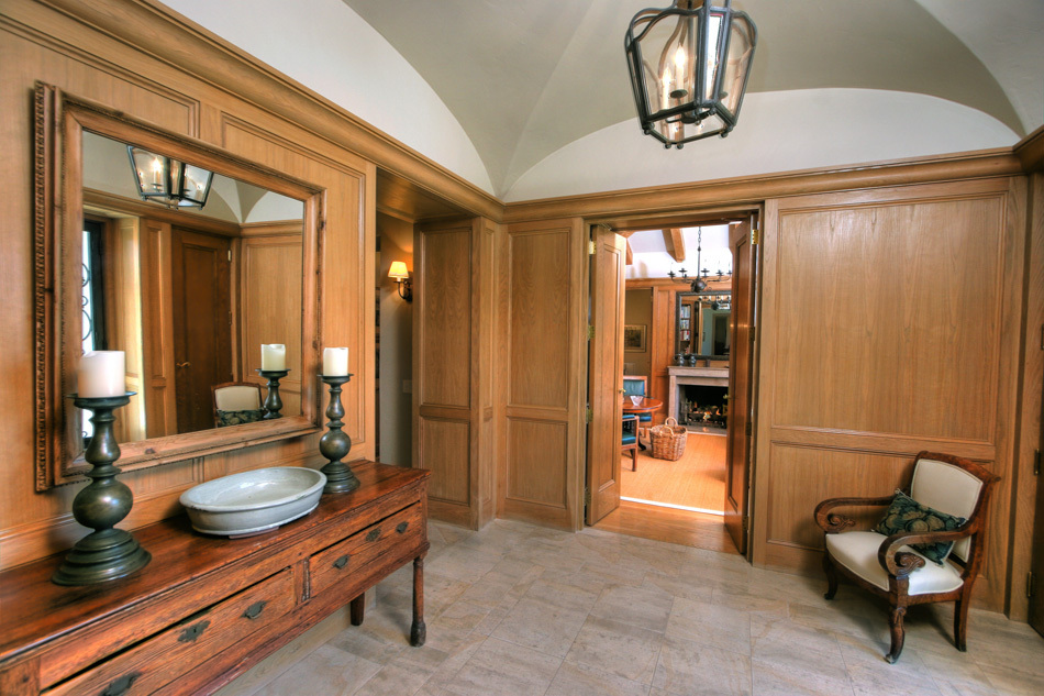 1990 Lemon Ranch Road Montecito, CA 93108 - Photo 21 of 36 Entrance Foyer