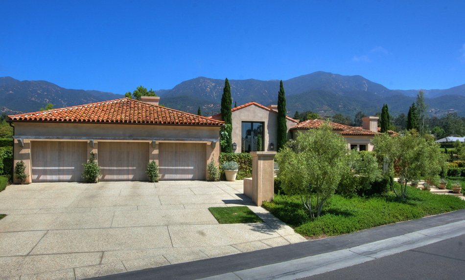 1990 Lemon Ranch Road Montecito, CA 93108 - Photo 4 of 36 3 Car Garage
