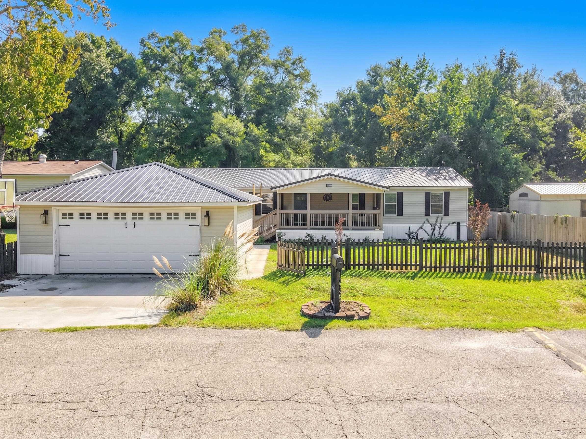 8207 Blackjack Road Tallahassee, FL 32305 - Photo 1 of 18 Gallery Image 1