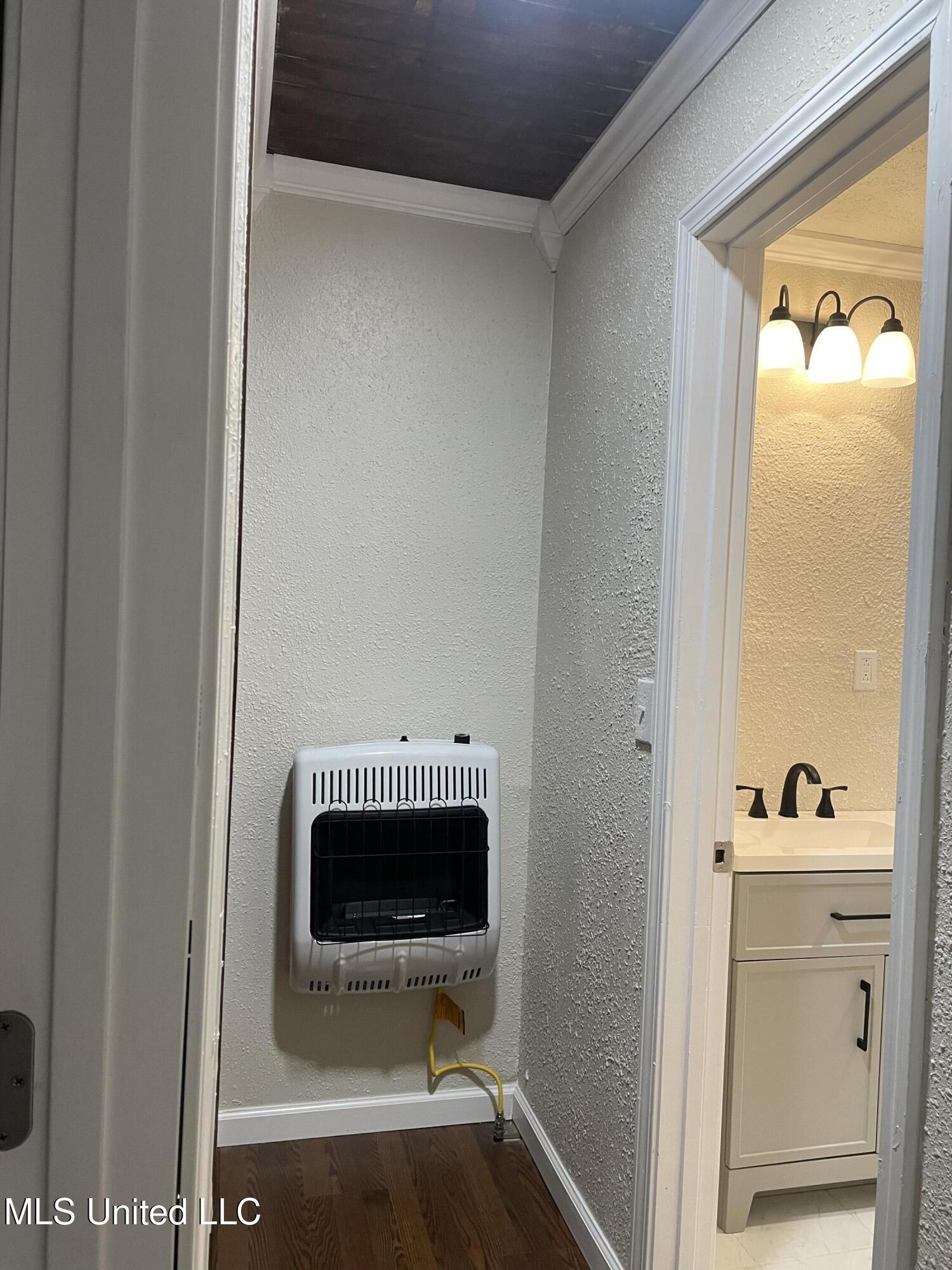 124 Burden Street Flora, MS 39071 - Photo 7 of 13 IMG_0974