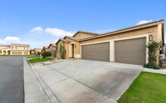 $4,200 | 82603 Grass Flat Lane, Indio, CA 92203