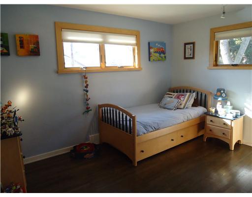 2540 Mt Royal Road Pittsburgh, PA 15217 - Photo 15 of 18 Bedroom.