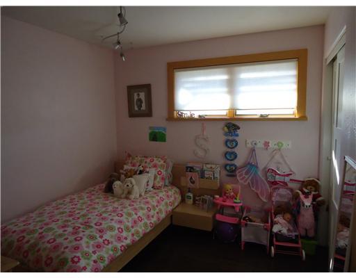 2540 Mt Royal Road Pittsburgh, PA 15217 - Photo 16 of 18 Bedroom.