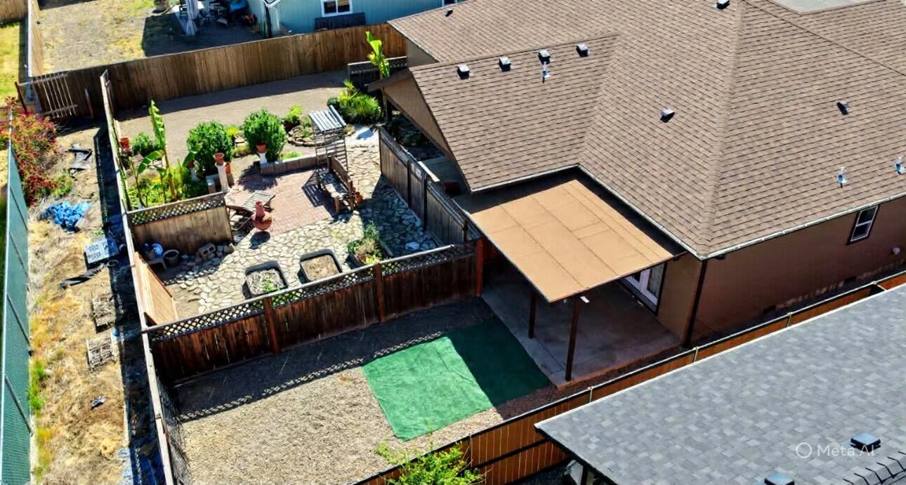412 Barnum Drive Phoenix, OR 97535 - Photo 29 of 34 Back aerial view