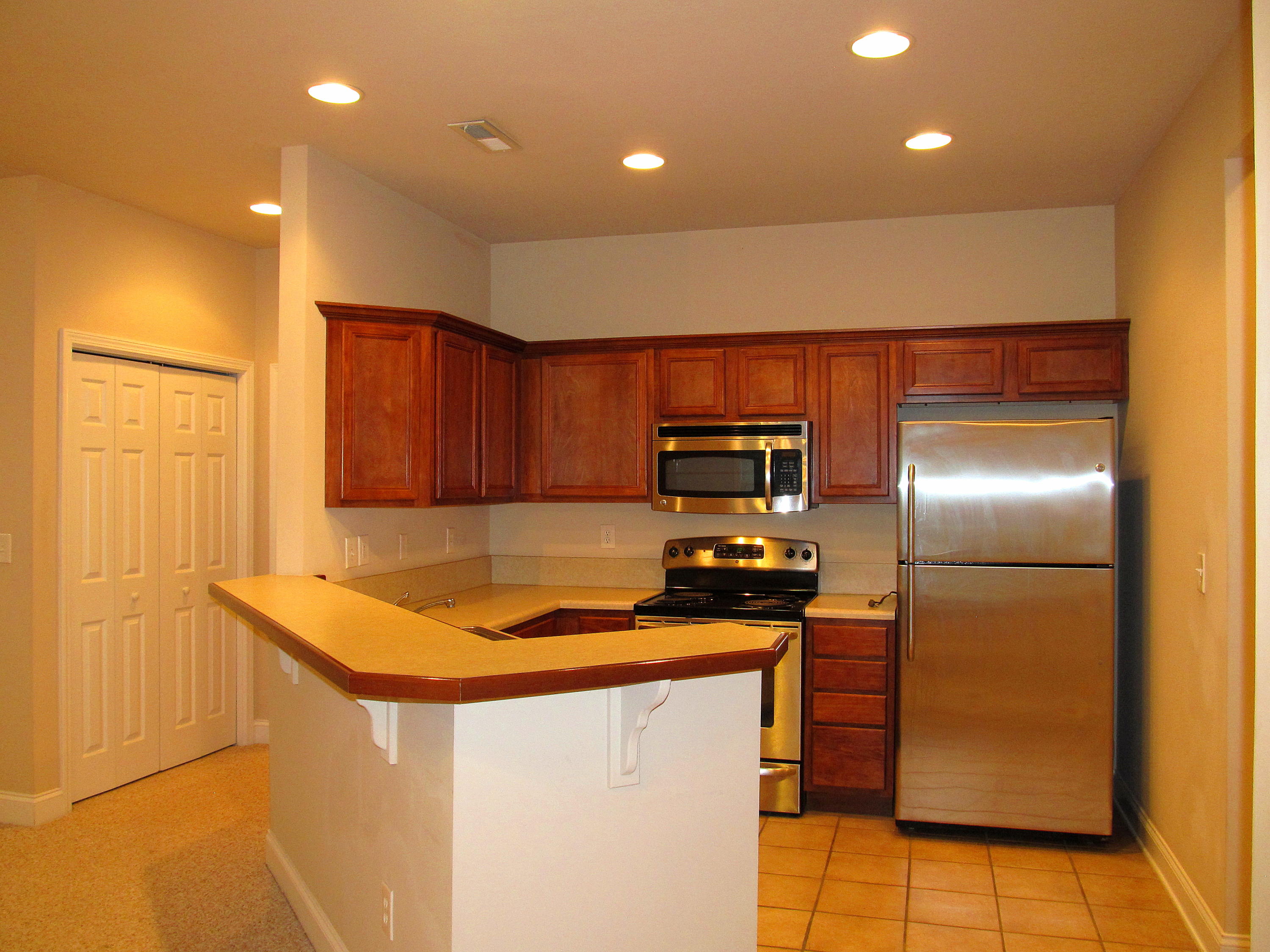 148 Hardinberry Street Oak Ridge, TN 37830 - Photo 9 of 39 All appliances remain