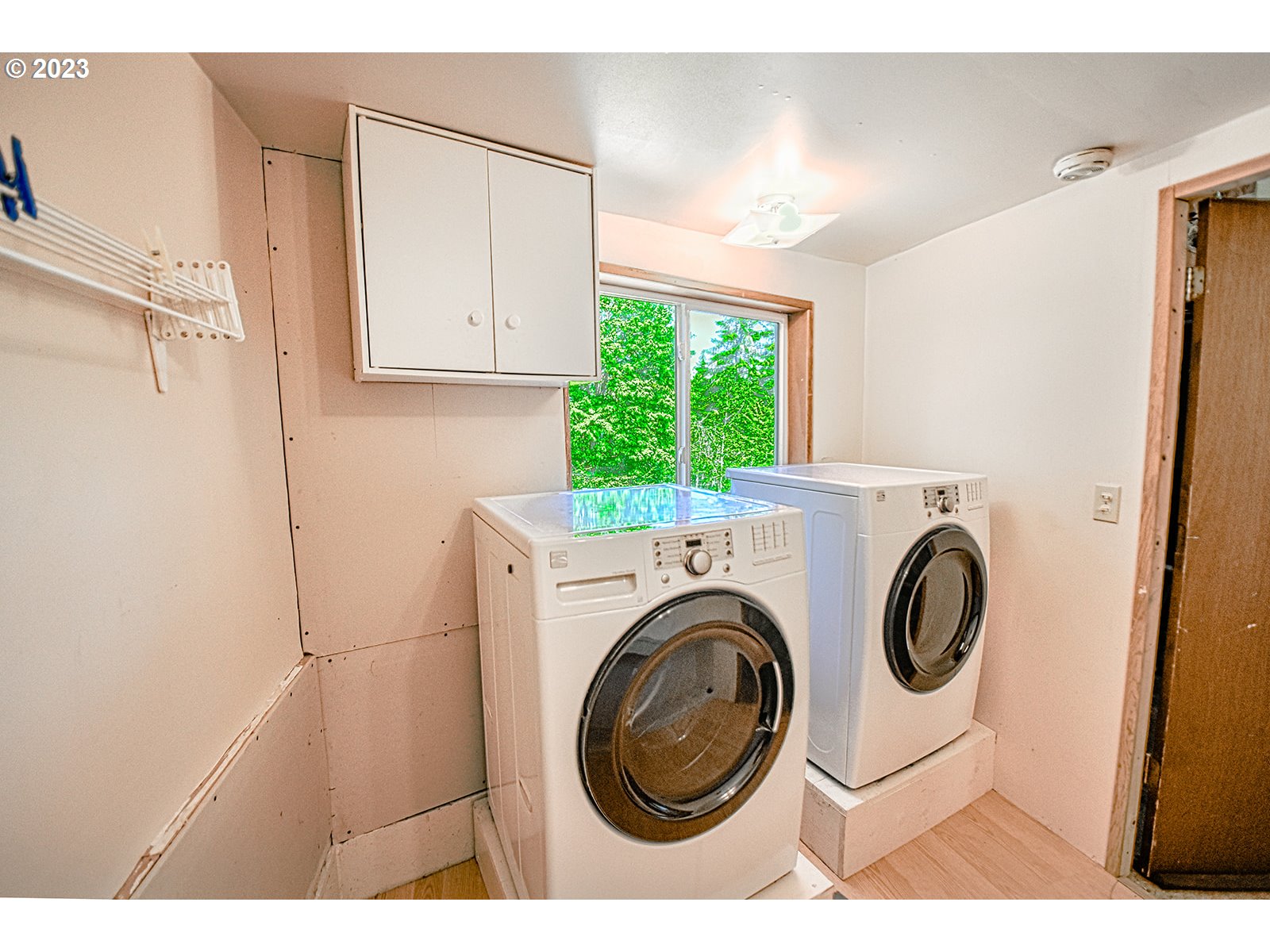 74438 Olson Road Clatskanie, OR 97016 - Photo 27 of 39 Laundry