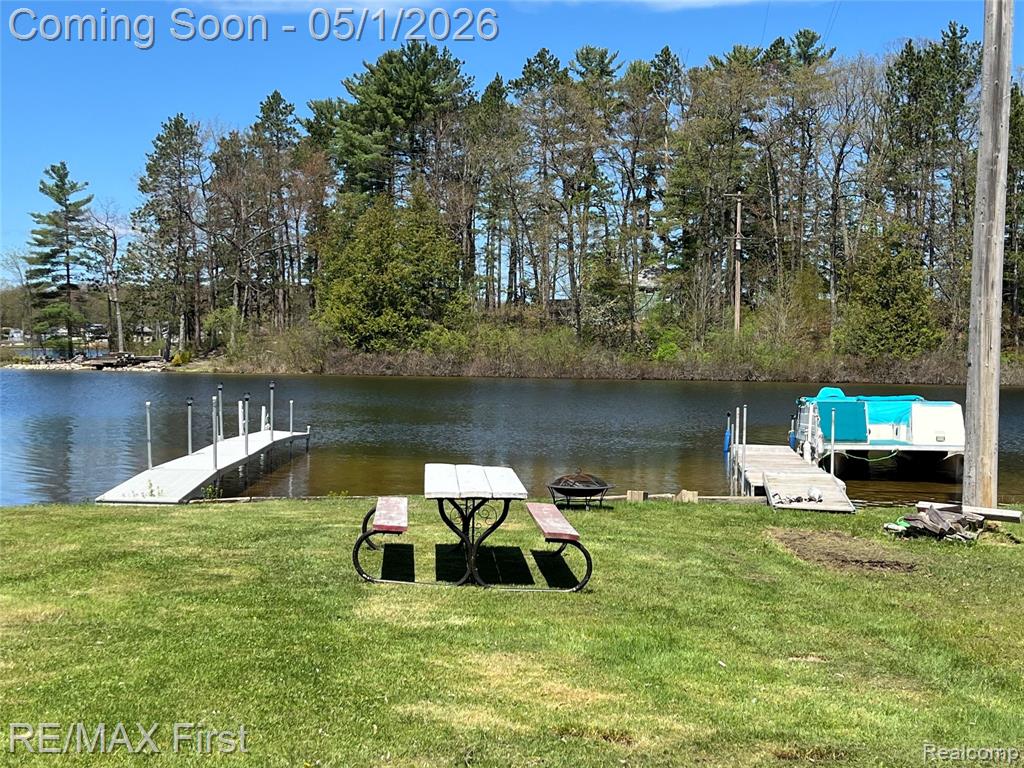 2063 Victoria Court Lupton, MI 48635 - Photo 5 of 42