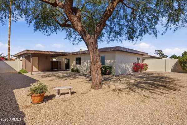 $395,000 | 3131 West Clinton Street, Phoenix, AZ 85029