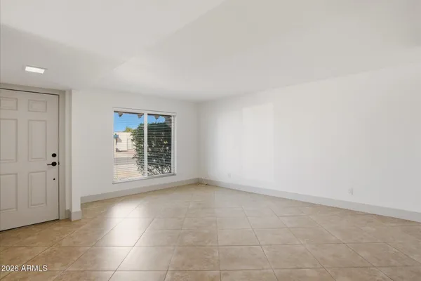 $395,000 | 3131 West Clinton Street, Phoenix, AZ 85029