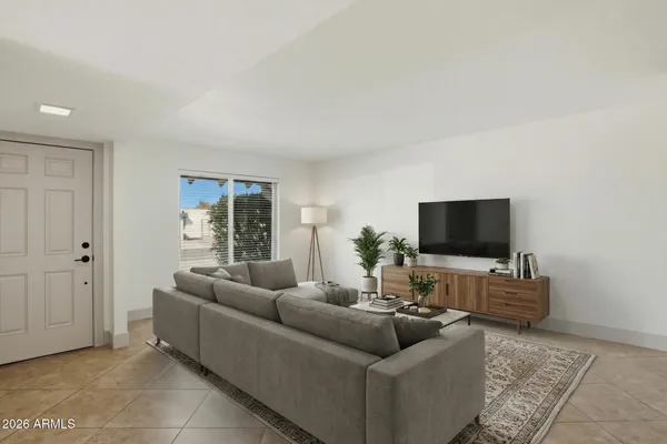 $395,000 | 3131 West Clinton Street, Phoenix, AZ 85029