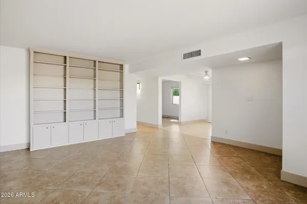 $395,000 | 3131 West Clinton Street, Phoenix, AZ 85029