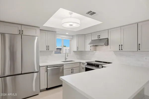 $395,000 | 3131 West Clinton Street, Phoenix, AZ 85029