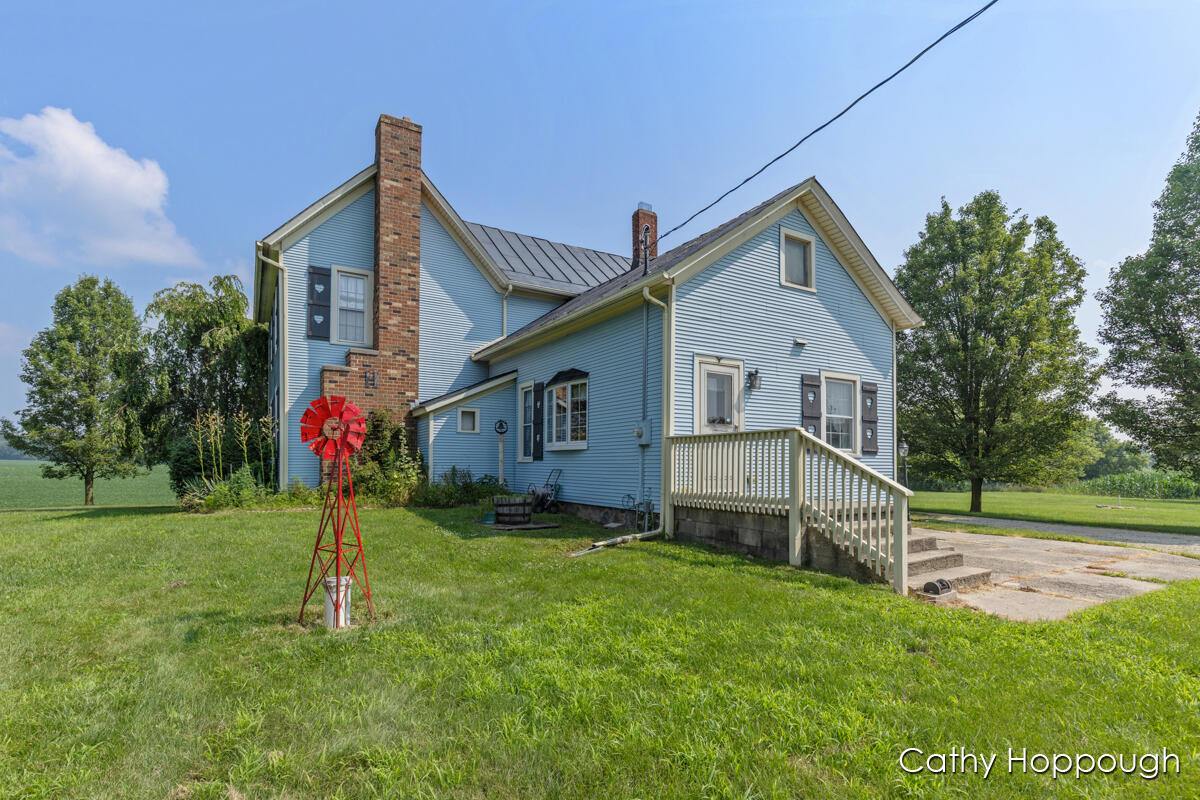 1824 Nickleplate Road Ionia, MI 48846 - Photo 29 of 46 IMG_1028