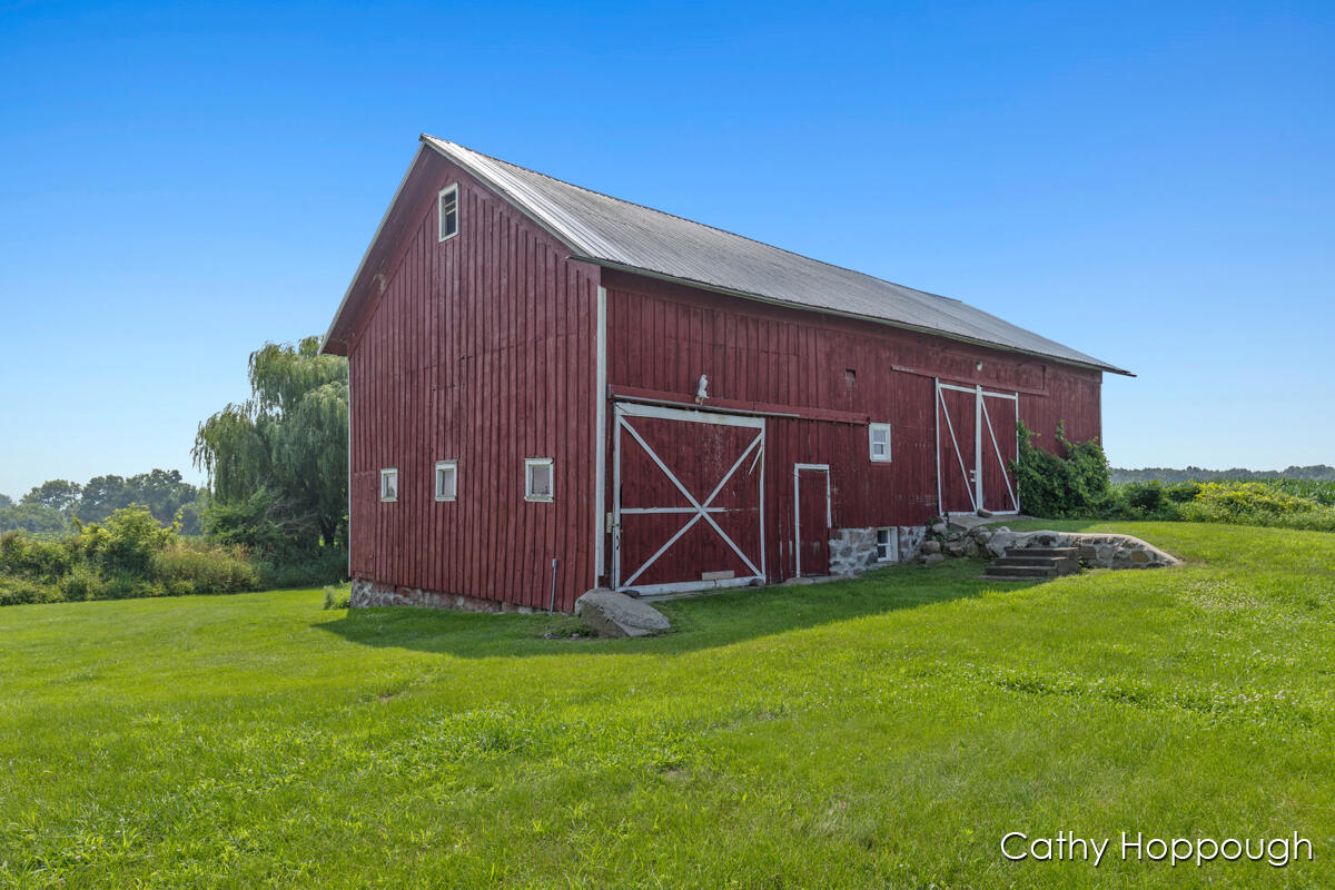 1824 Nickleplate Road Ionia, MI 48846 - Photo 34 of 46 IMG_1033