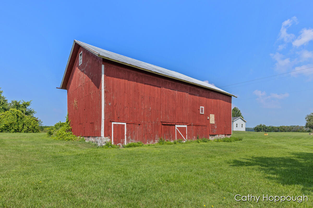 1824 Nickleplate Road Ionia, MI 48846 - Photo 36 of 46 IMG_1035