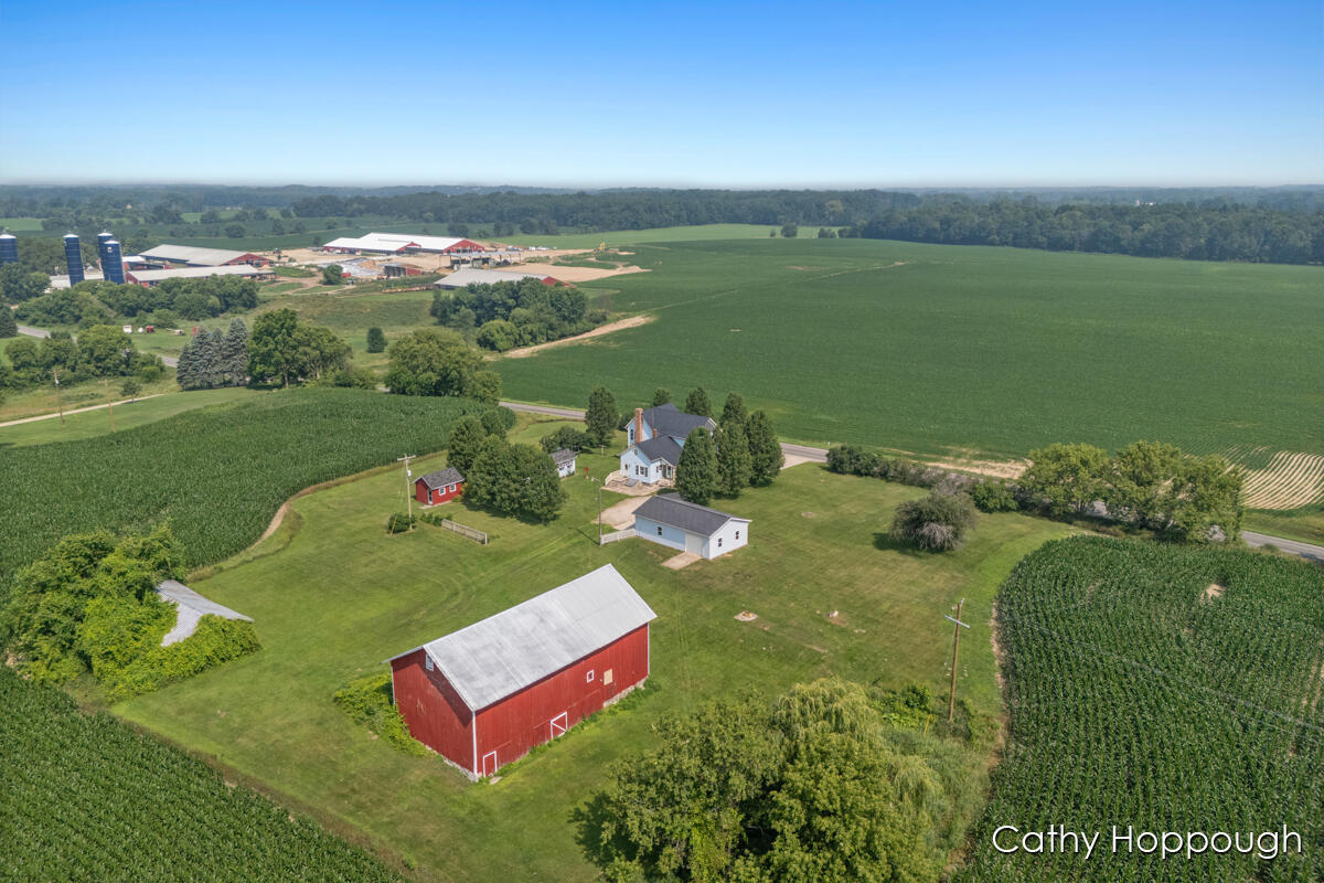 1824 Nickleplate Road Ionia, MI 48846 - Photo 43 of 46 IMG_1042